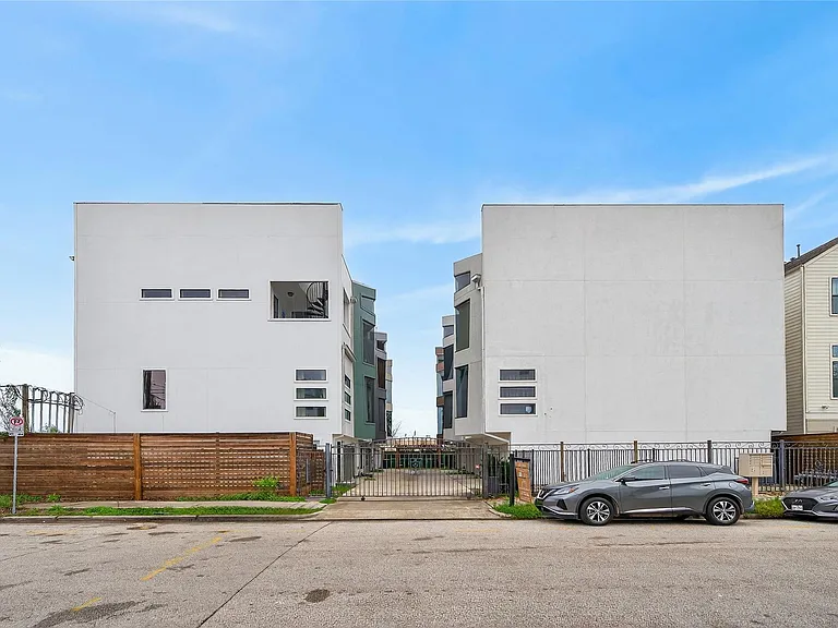 4608 Nett St #C — Photo 42