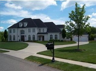 326 Cambridge Dr, Mars, PA 16046