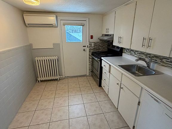 3rd image of 354 Annette St #1