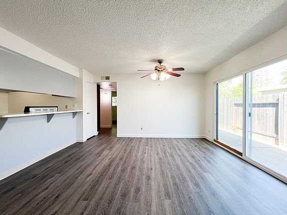 5th image of 3844 Westporter Dr
