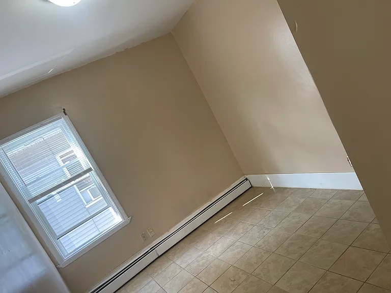30 Pekin St #2 — Photo 8