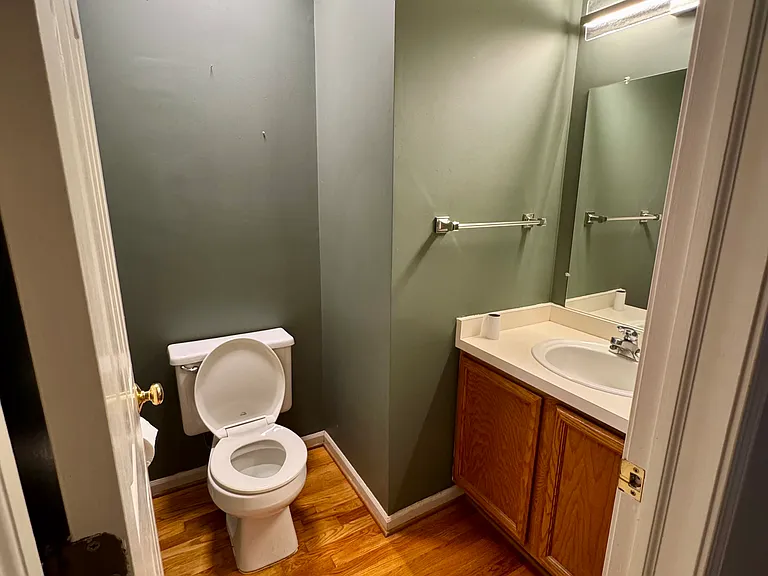 1825 Latimer Dr — Photo 59