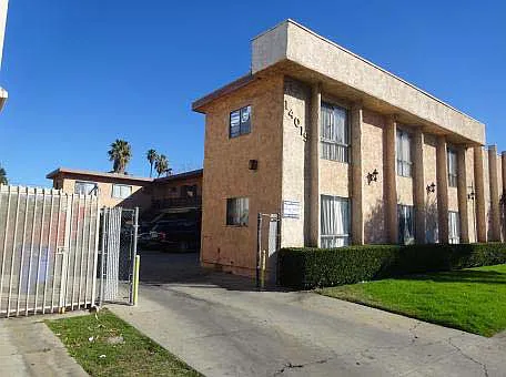 14019 Sherman Way #9