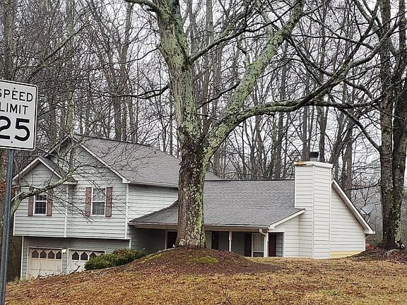2nd image of 6100 Carriage Ct