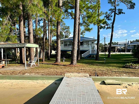 4th image of 29267 Bayshore Dr N