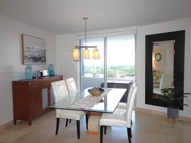 5161 Collins Ave #1004 — Photo 10