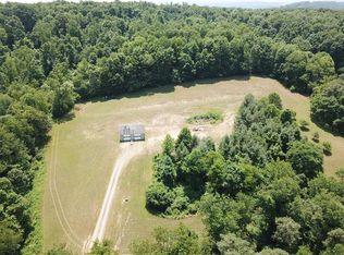 3208 Donnellville Rd, Natrona Heights, PA 15065