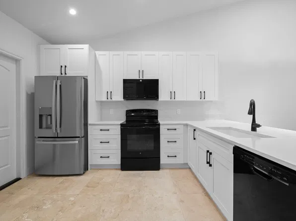 8211 NW 70th Street, Tamarac, FL 33321