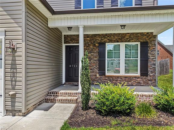 2nd image of 4711 Evie Ct