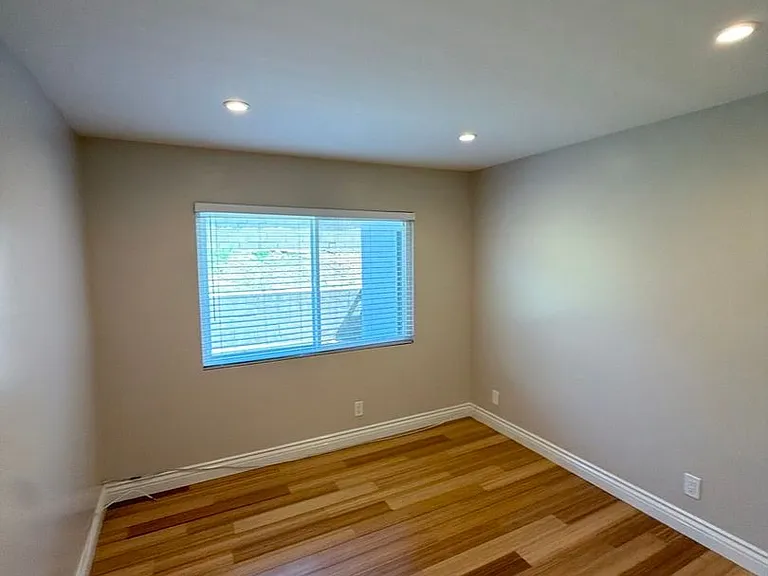 927 Redlen Ave — Photo 48