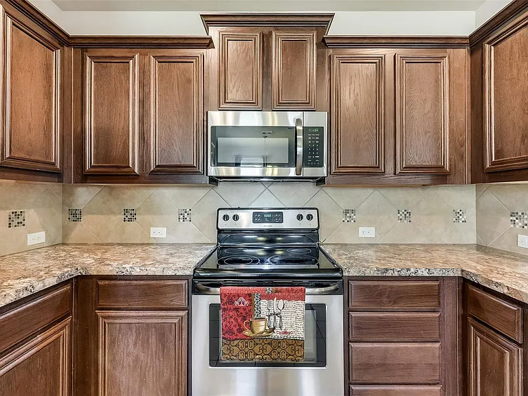 1300 Land Oak Rd — Photo 5