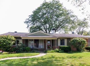 941 Cedar Ln, Elk Grove Village, IL 60007