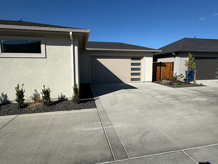 422 S Big Star Ln — Photo 29