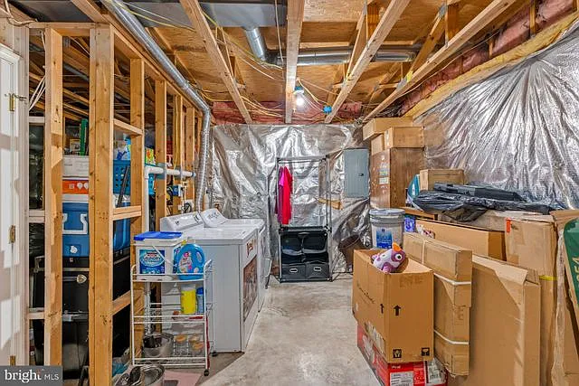 1753 Tobias Dr SE — Photo 4