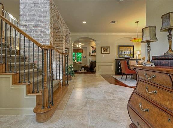 5th image of 2311 Birchington Dr
