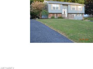 2695 Elizabeth Dr, Warren, OH
