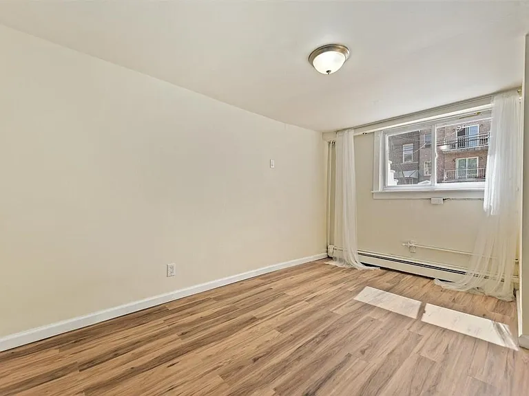 21 Wallis Ave #1 — Photo 3