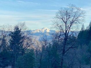 960 W Upper Democrat Gulch Rd, Weaverville, CA 96093