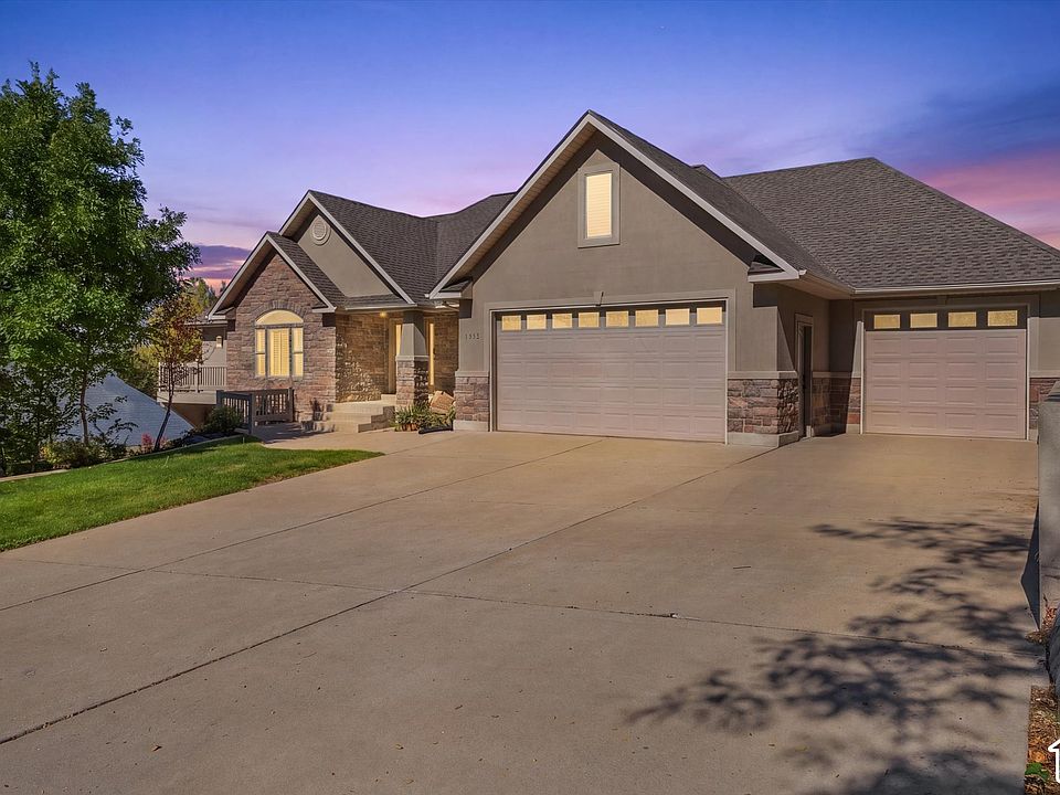 1st image of 1553 Oakview Dr