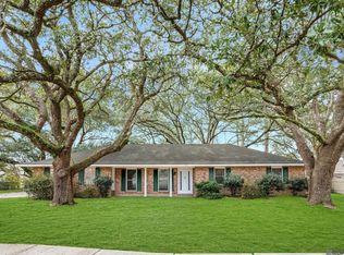 5235 Fennwood Dr, Zachary, LA 70791