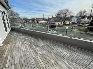 202 Park Rd #B1, West Hartford, CT 06119