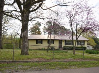222 Lily Ln, Jasper, TN 37347