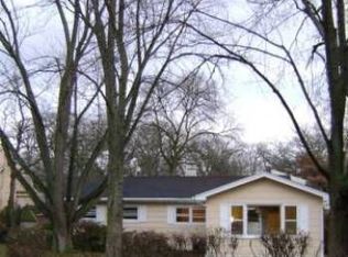 19435 W West Shore Dr, Mundelein, IL