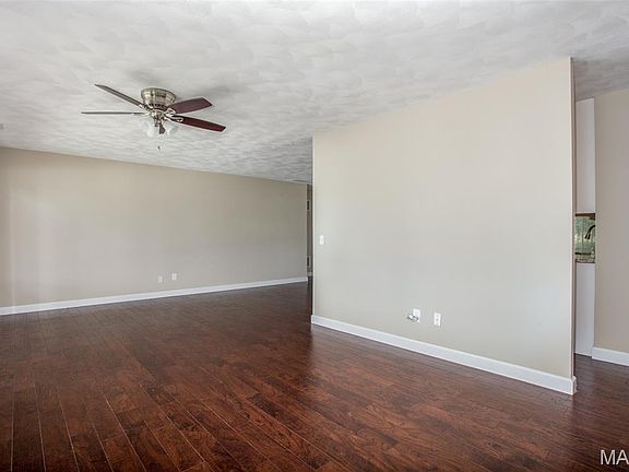 5th image of 5127 Towne South Rd