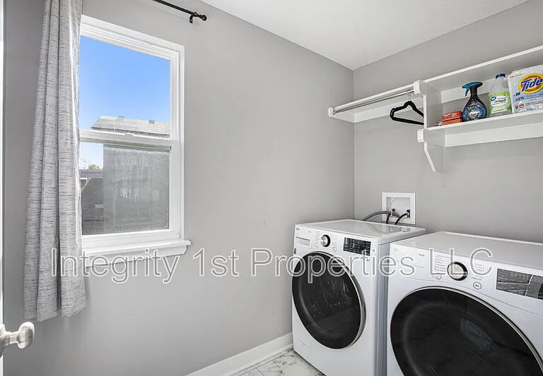 13316 W 180th St — Photo 11