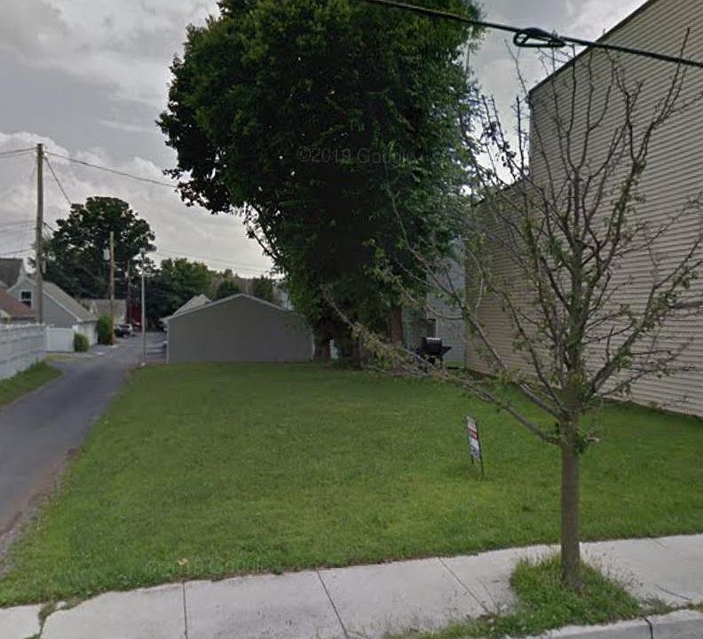 1st image of 329 Kelker St