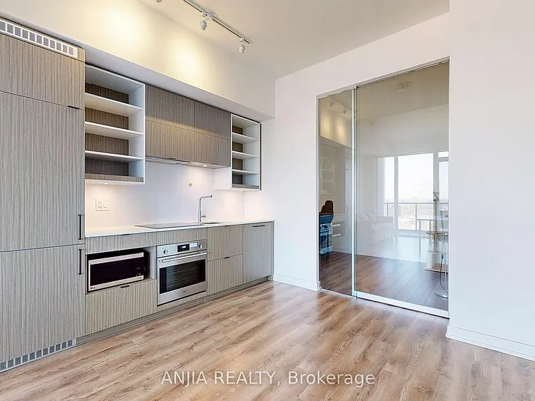 20 Edward St #2711 — Photo 10