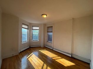 118 Erie St APT 5, Jersey City, NJ 07302