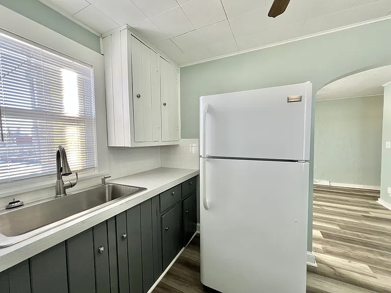 15 Swift St #B — Photo 6