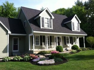 196 Sandown Rd, Chester, NH 03036