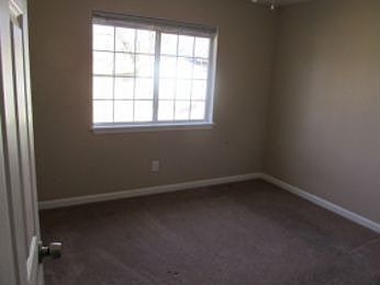 2nd image of 1313 Cove Dr