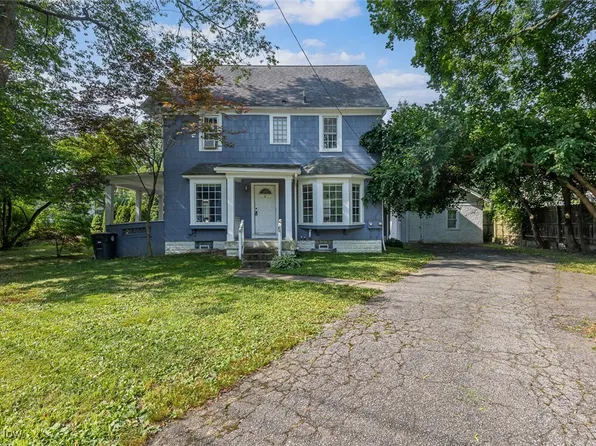 94 Kuder Ave, Akron, OH 44303