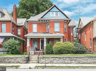 16 Stock St, Hanover, PA 17331