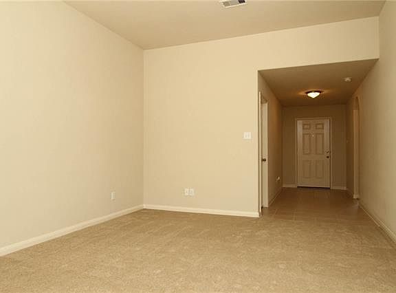 4th image of 133 Mt Vernon Ln