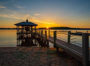 3988 Channel Pointe Ln, Denver, NC 28037