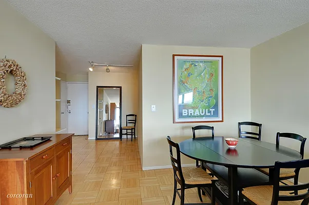 Sold by Corcoran | media 16