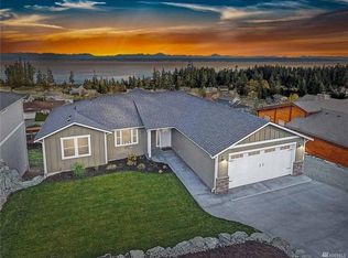 1037 Lightning Way, Camano Island, WA