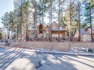 118 Maple Dr, Los Alamos, NM 87544