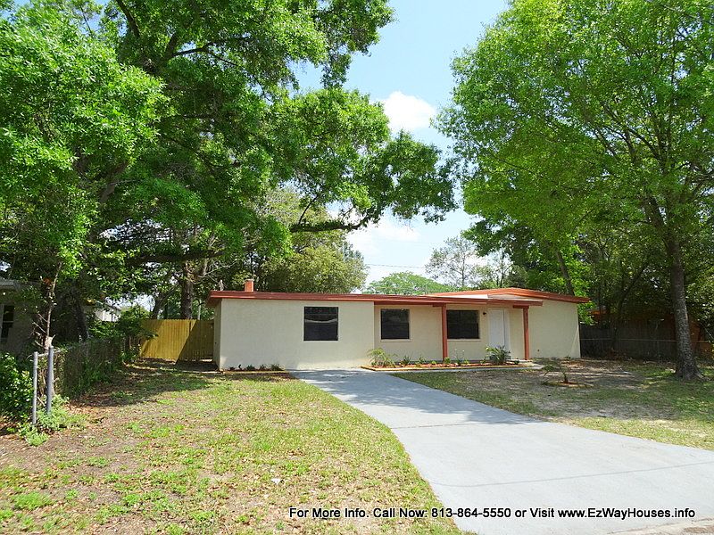 1st image of 8723 N Renfrew Pl