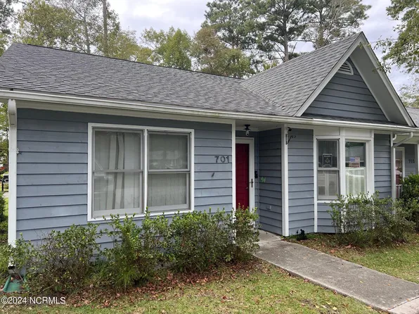 600 N 35th Street #701, Morehead City, NC 28557