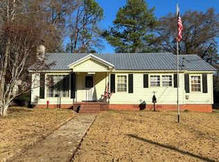 105 Spring St, Evergreen, AL 36401