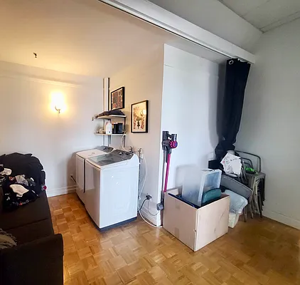 Rented by Smart NY Realty LLC | media 19