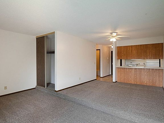 The Oaks Apartments