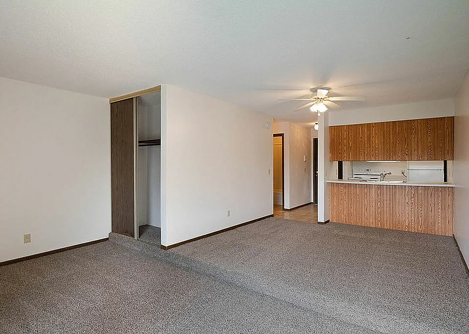 The Oaks Apartments