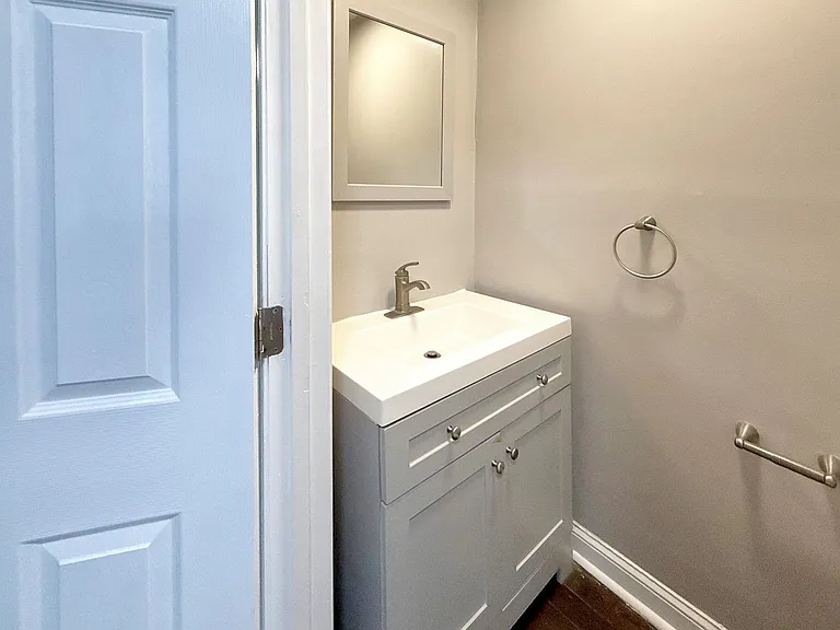 1163 Cleveland St — Photo 10