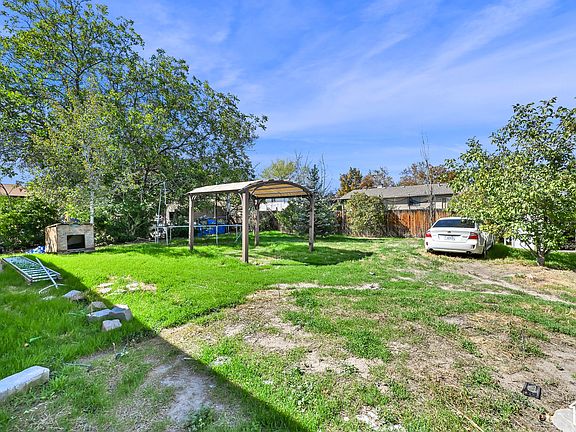4th image of 6484 S Daffodil Way